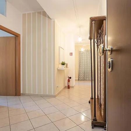 Apartment Nuovo Beige